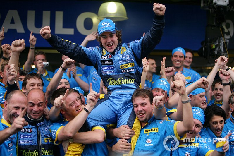 World Champion Fernando Alonso, Renault