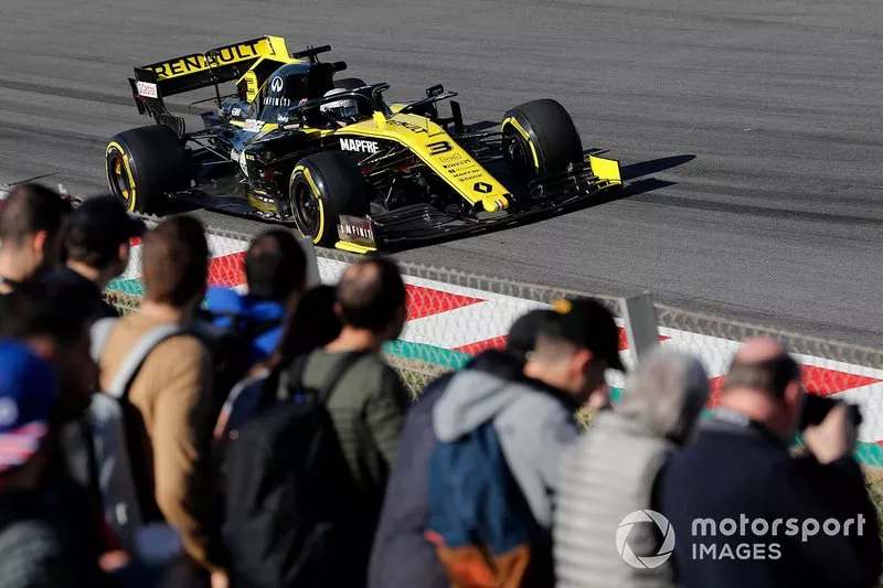 Daniel Ricciardo, da Renault, ficou com 12º posto