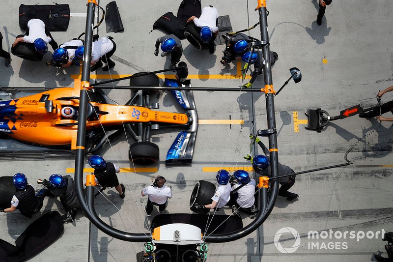 Carlos Sainz Jr., McLaren MCL34