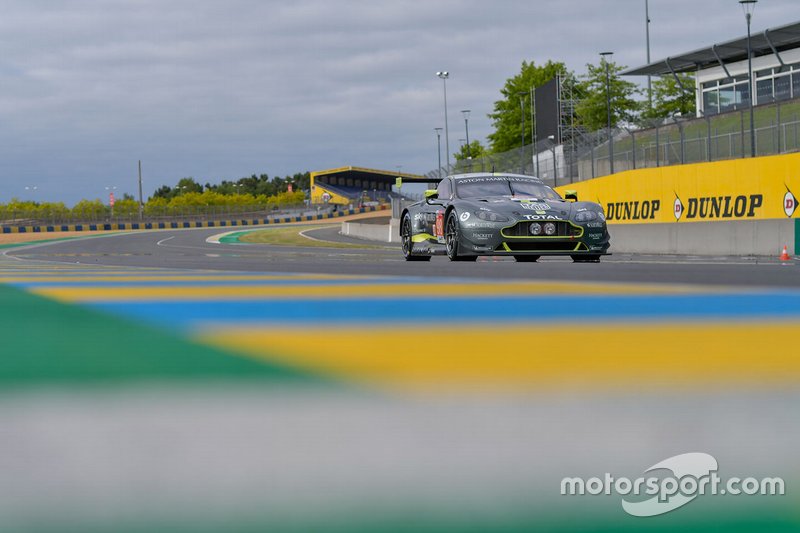 #98 Aston Martin Racing Aston Martin Vantage: Paul Dalla Lana, Pedro Lamy, Mathias Lauda