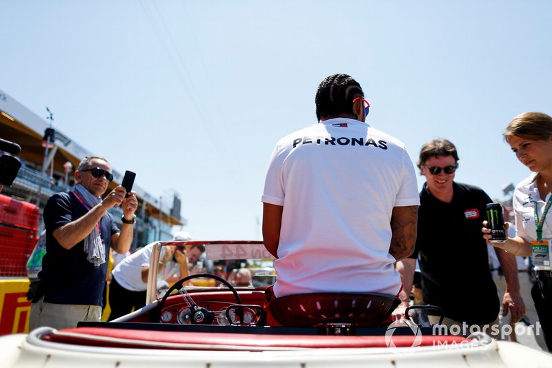 Lewis Hamilton, Mercedes AMG F1, in the drivers parade