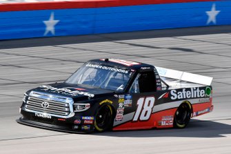 Harrison Burton, Kyle Busch Motorsports, Toyota Tundra Safelite AutoGlass