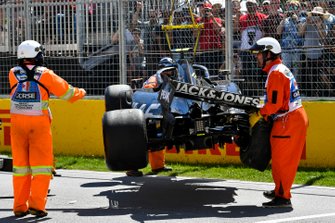 Kevin Magnussen, Haas VF-19 crash