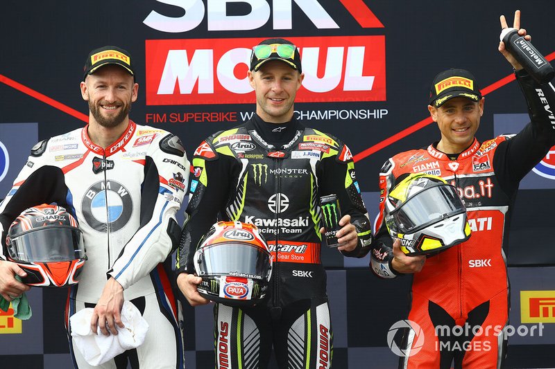 Podium: 1. Jonathan Rea, 2. Tom Sykes, 3. Alvaro Bautista