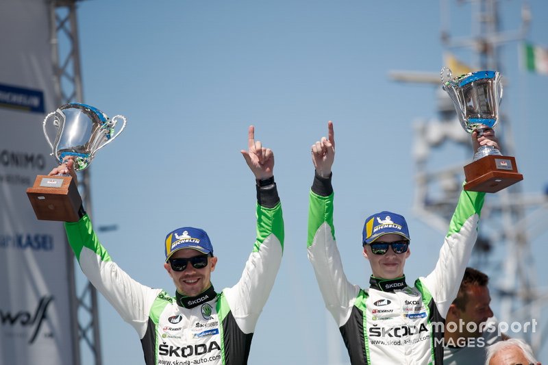 Ganador WRC2, Kalle Rovanperä, Jonne Halttunen, koda Motorsport koda Fabia R5