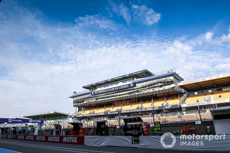 Track and grandstand at Le Mans