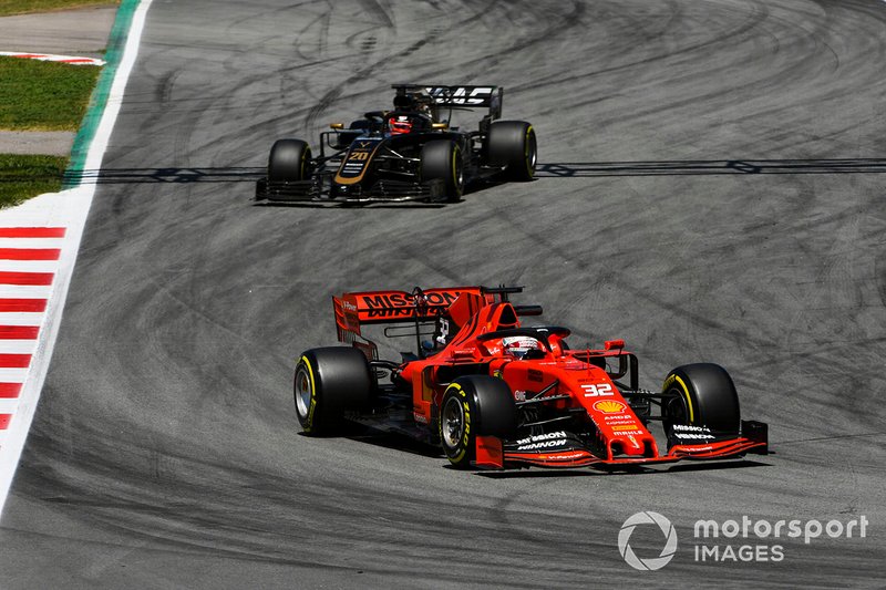 Antonio Fuoco, Ferrari SF90 and Kevin Magnussen, Haas VF-19