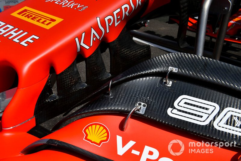 Detail sayap depan Ferrari SF90