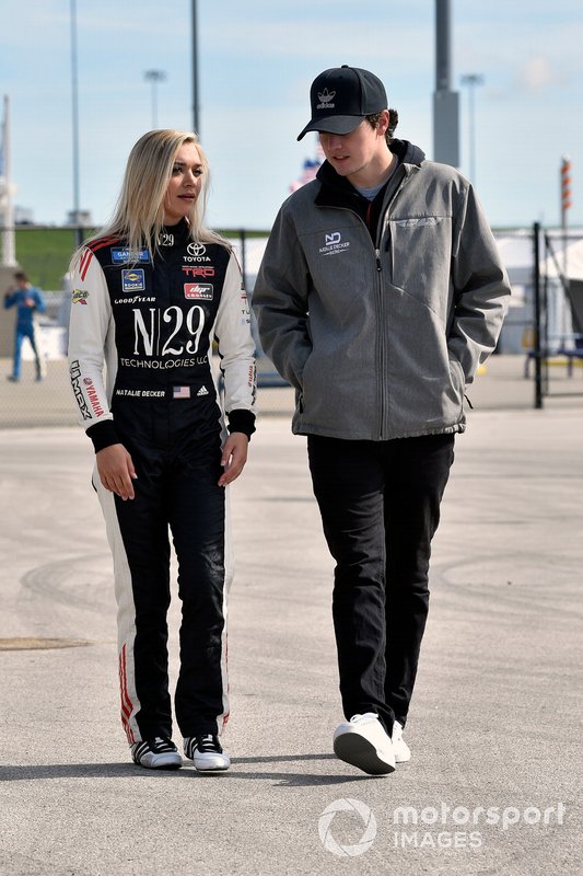 Natalie Decker Dgr Crosley Toyota Tundra N29
