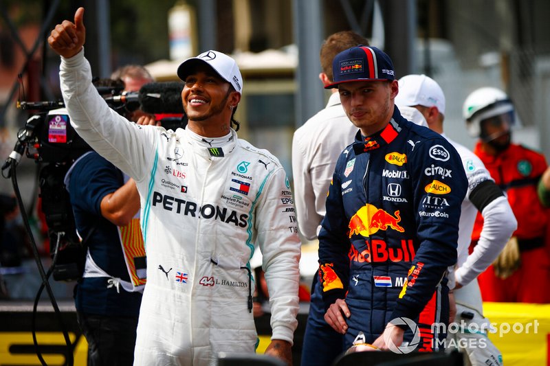 Ganador de la pole Lewis Hamilton, Mercedes AMG F1