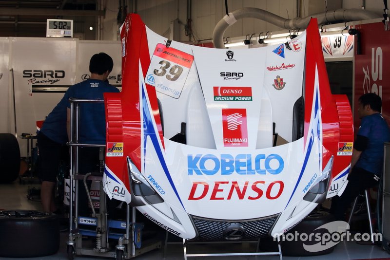 #39 DENSO KOBELCO SARD LC500
