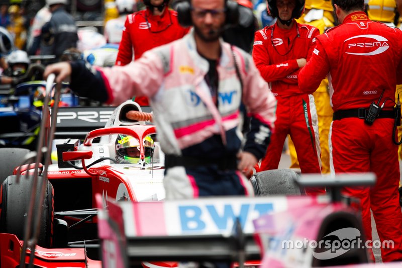Mick Schumacher, Prema Racing in pit lane