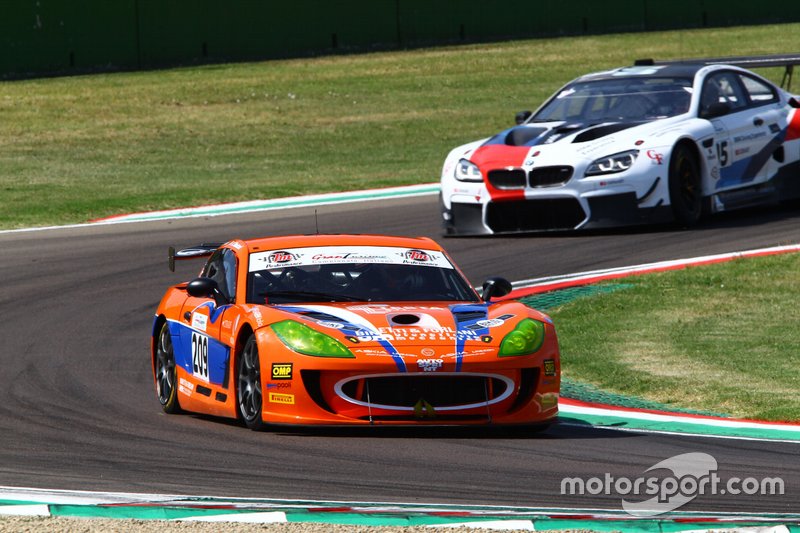 #209 Ginetta G55-GT4, Nova Race Events: Marchetti-Mantori