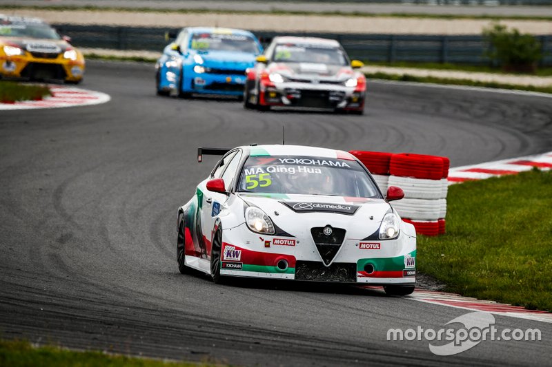 Ma Qing Hua, Team Mulsanne Alfa Romeo Giulietta TCR