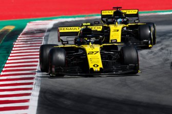 Nico Hulkenberg, Renault R.S. 19, Daniel Ricciardo, Renault R.S.19