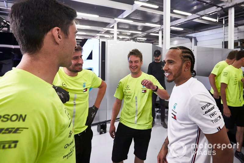 Lewis Hamilton, Mercedes AMG F1, 1st position, celebrates with his team