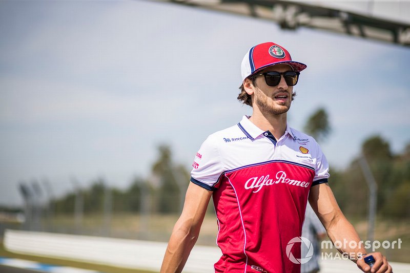 Antonio Giovinazzi, Alfa Romeo Racing fait un trackwalk