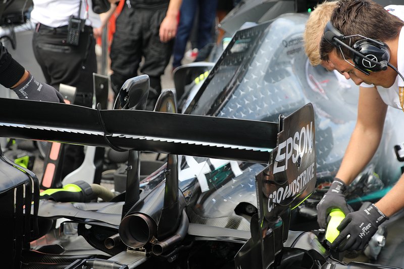 Lewis Hamilton, Mercedes AMG F1 W10 rear wing detail
