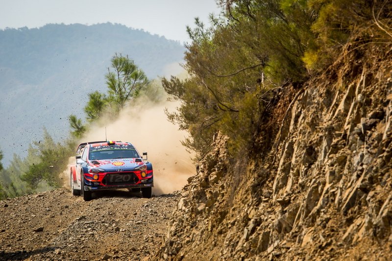 Thierry Neuville, Nicolas Gilsoul, Hyundai Motorsport Hyundai i20 Coupe WRC