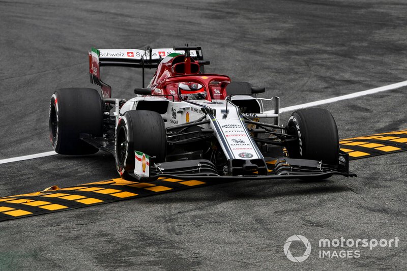 Kimi Raikkonen, Alfa Romeo Racing C38 se va de largo