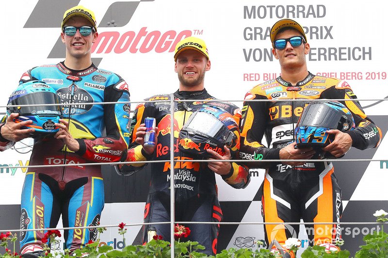 Podio: ganador Brad Binder, KTM Ajo, segundo lugar Alex Márquez, Marc VDS Racing, tercer lugar Jorge Navarro, Speed Up Racing