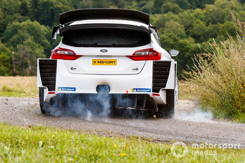 Valtteri Bottas prueba un M-Sport Ford Fiesta WRC