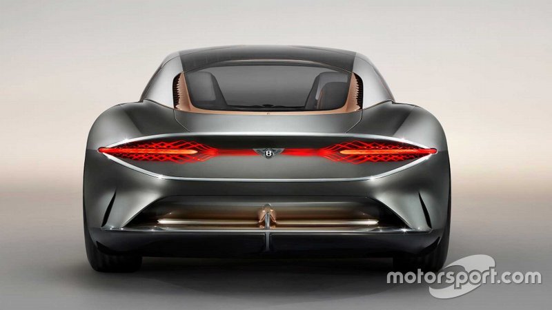 Концепт Bentley EXP 100 GT