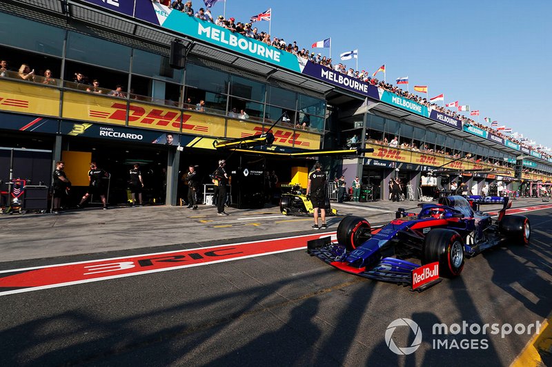 Данііл Квят, Toro Rosso STR14