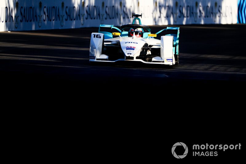 Oliver Turvey, NIO Formula E Team, NIO Sport 004