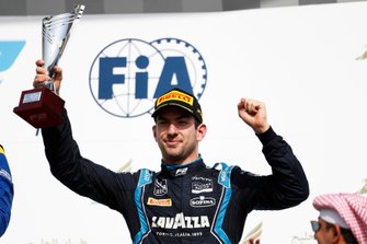 Luca Ghiotto, UNI VIRTUOSI