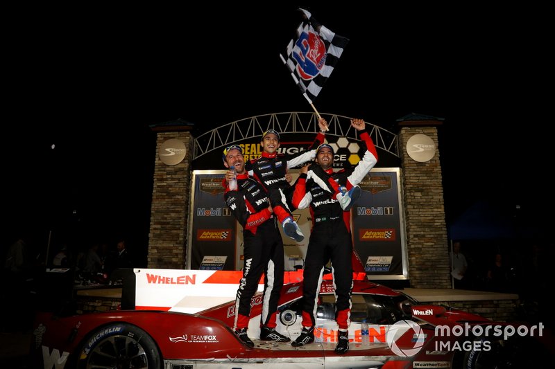 #31 Whelen Engineering Racing Cadillac DPi, DPi: Felipe Nasr, Pipo Derani, Eric Curran, podium