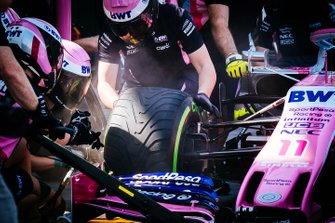 Racing Point pit stop