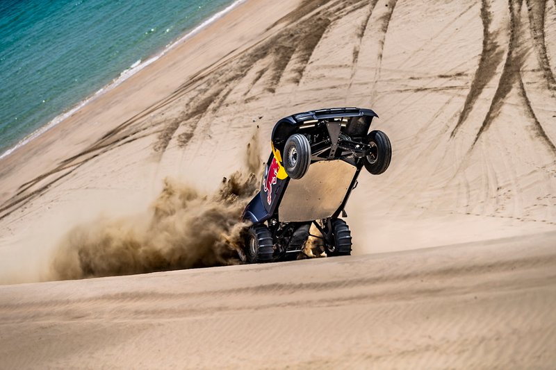 Nasser Al Attiyah y Jorge Lorenzo