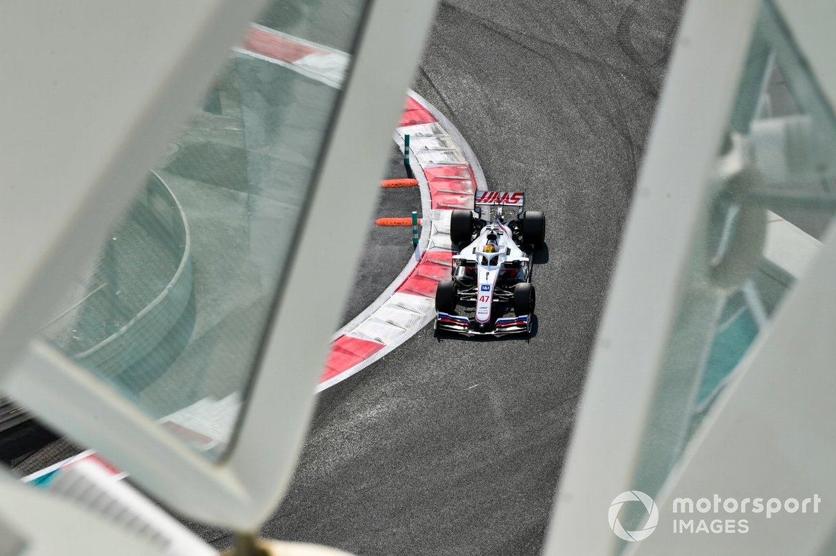 Mick Schumacher, Haas VF-21