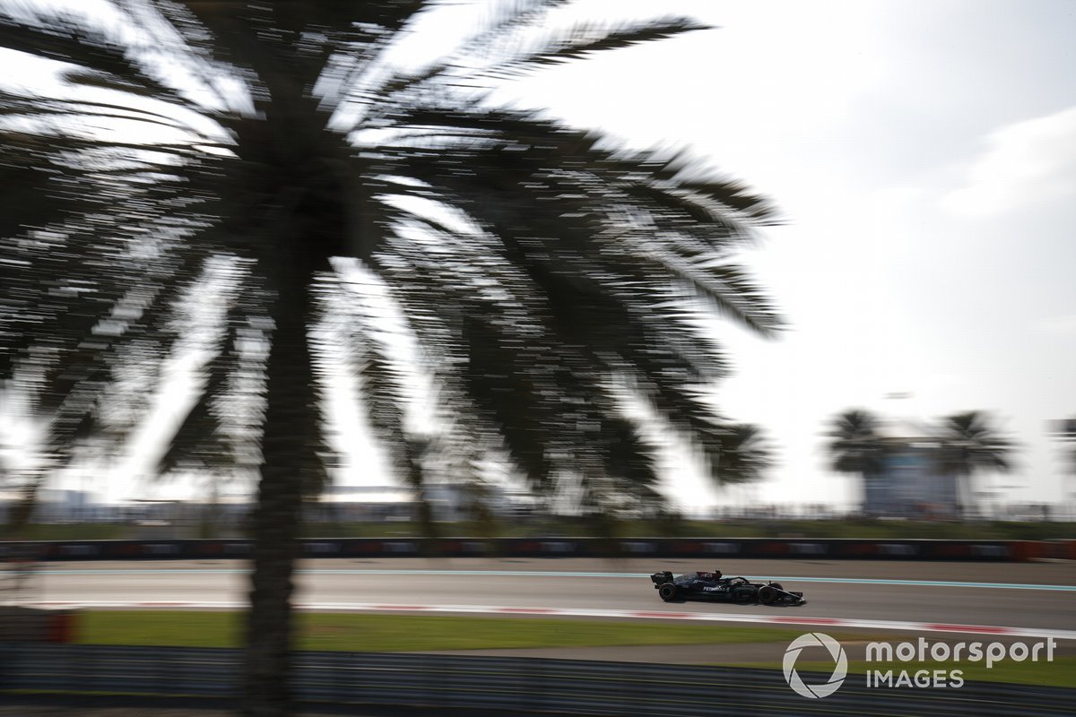 Sir Lewis Hamilton, Mercedes W12