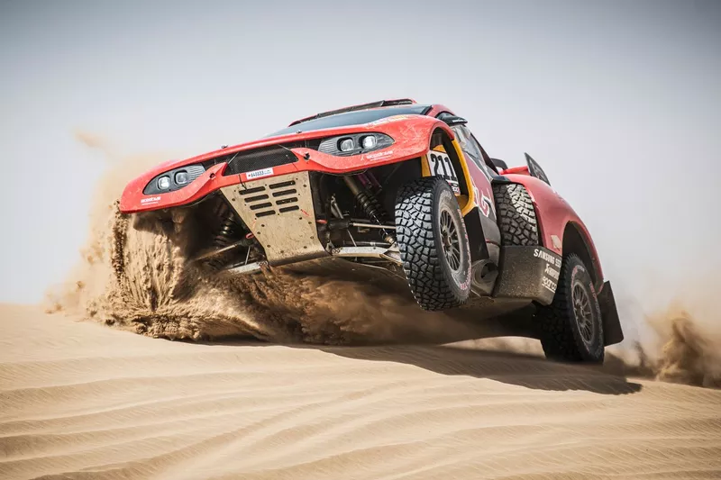 #211 Bahrain Raid Xtreme Prodrive: Sebastien Loeb, Fabian Lurquin