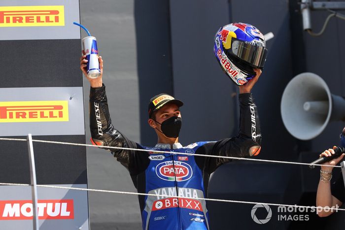 Podio: segundo lugar Toprak Razgatlioglu, PATA Yamaha WorldSBK Team