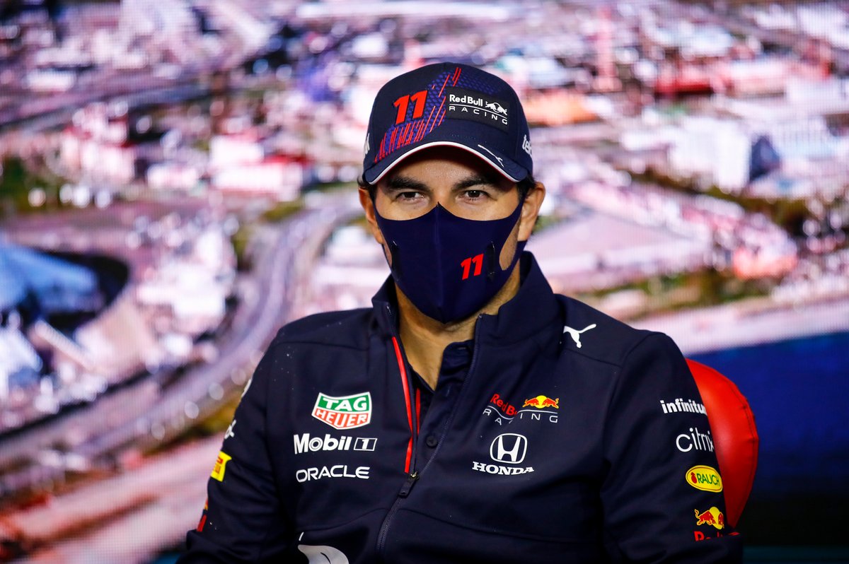 Sergio Pérez, Red Bull Racing en la rueda de prensa