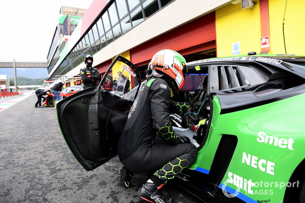 #63 Imperiale Racing, Lamborghini Huracán GT3 Evo: Luca Ghiotto, Alex Frassineti