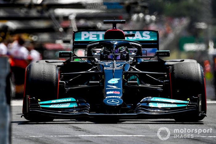 Lewis Hamilton, Mercedes W12