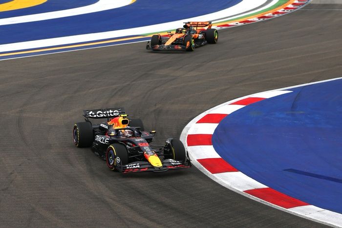 Oscar Piastri, McLaren, Yuki Tsunoda, Red Bull Racing Team