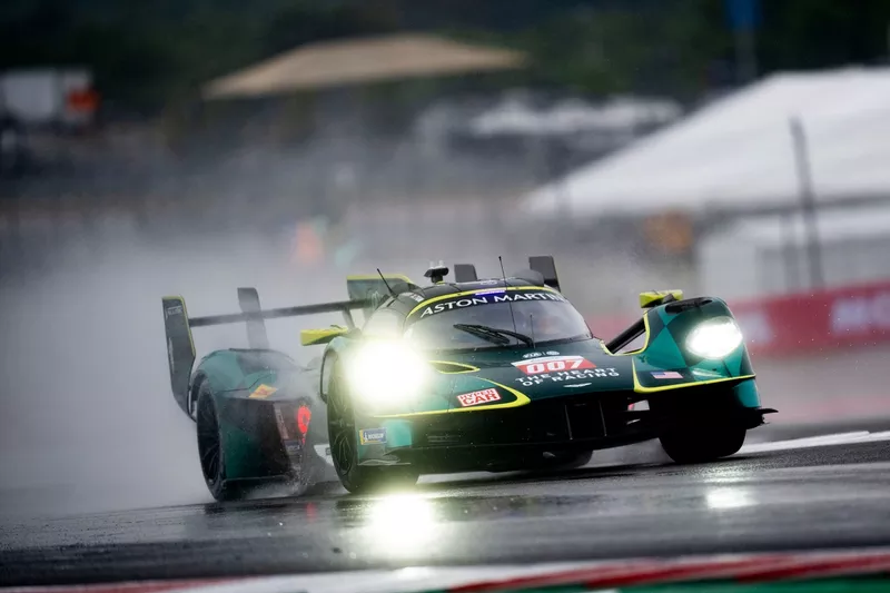 #007 Aston Martin Thor Team Aston Martin Valkyrie : Harry Tincknell, Tom Gamble