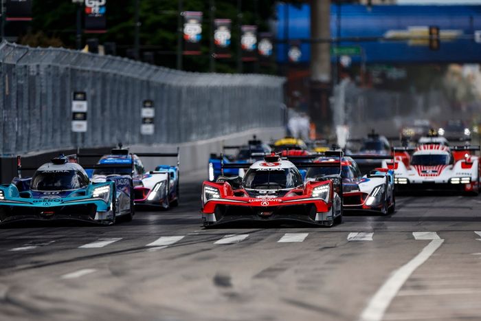 #93 Acura Meyer Shank Racing w/Curb Agajanian Acura ARX-06: Renger Van Der Zande, Nick Yelloly