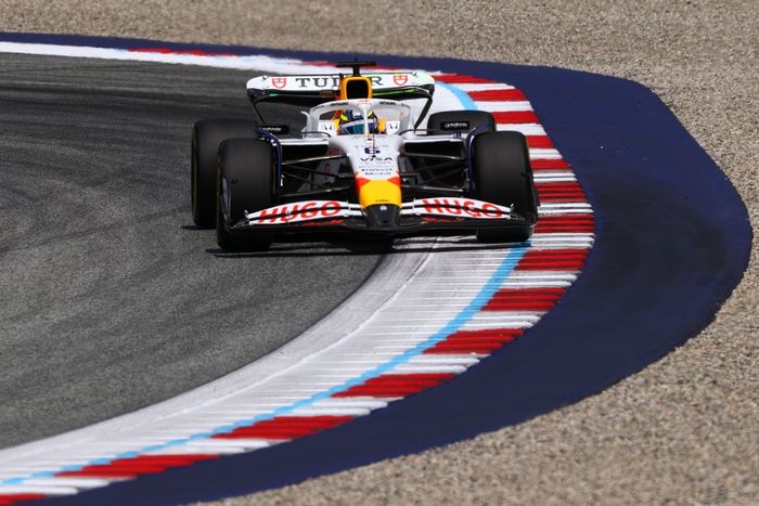 Isack Hadjar, Equipo Racing Bulls