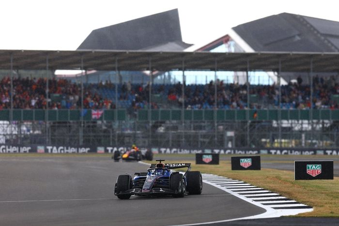 Yuki Tsunoda, Red Bull Racing Team, Alexander Albon, Williams
