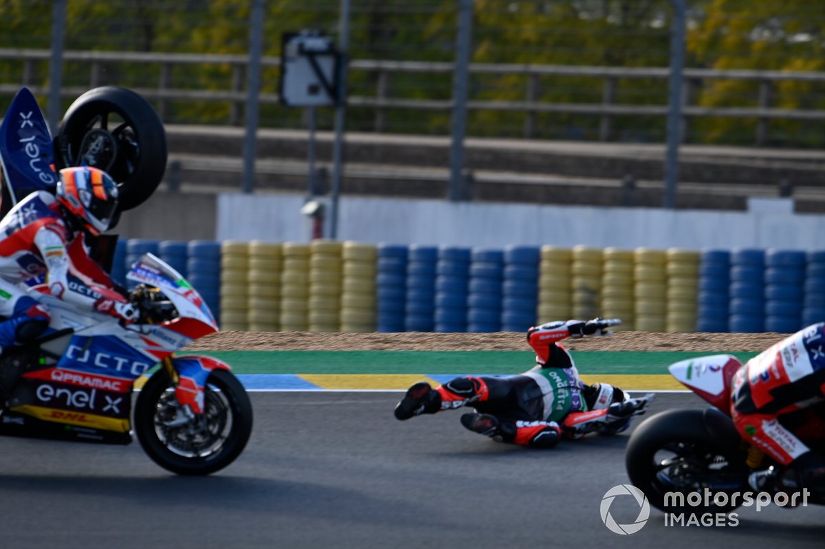 Caída de Mattia Casadei, Ongetta SIC58 Squadracorse