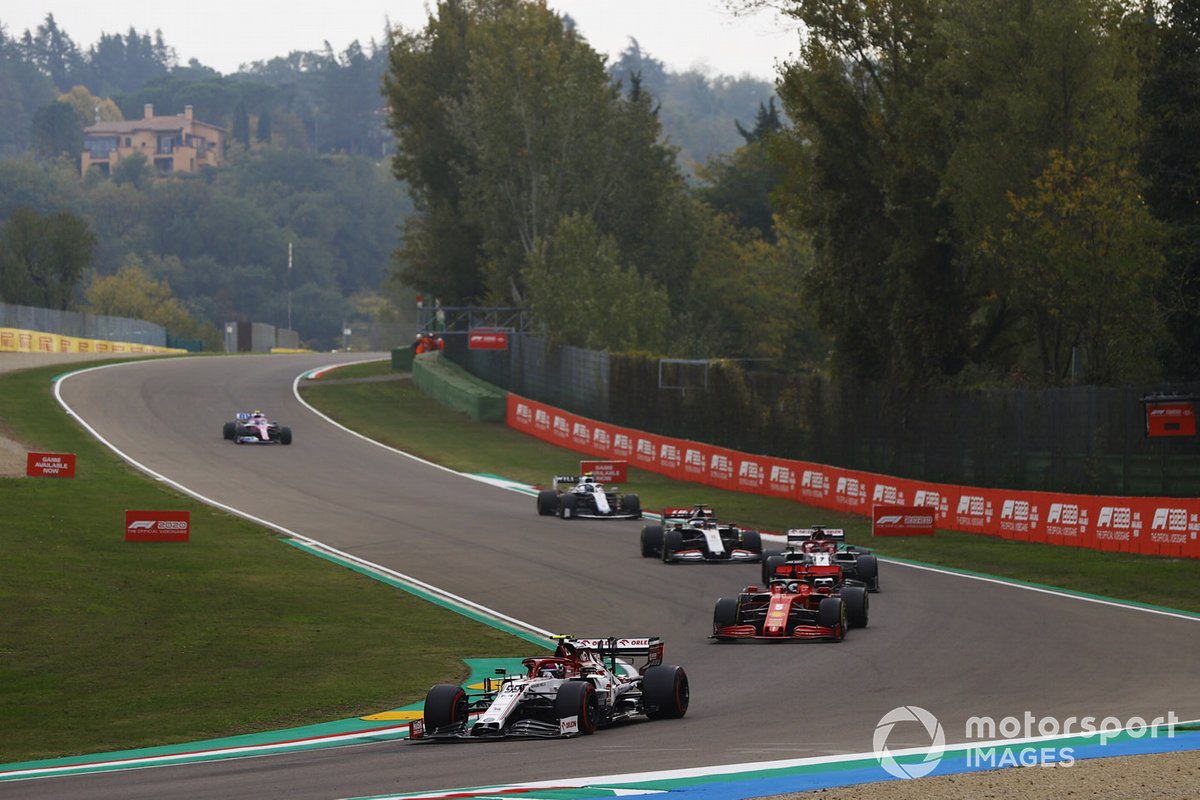 Antonio Giovinazzi, Alfa Romeo Racing C39, Sebastian Vettel, Ferrari SF1000, Kimi Raikkonen, Alfa Romeo Racing C39, Romain Grosjean, Haas VF-20, e Nicholas Latifi, Williams FW43
