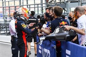 Max Verstappen, Red Bull Racing, nel parco chiuso dopo lo Qualifiche