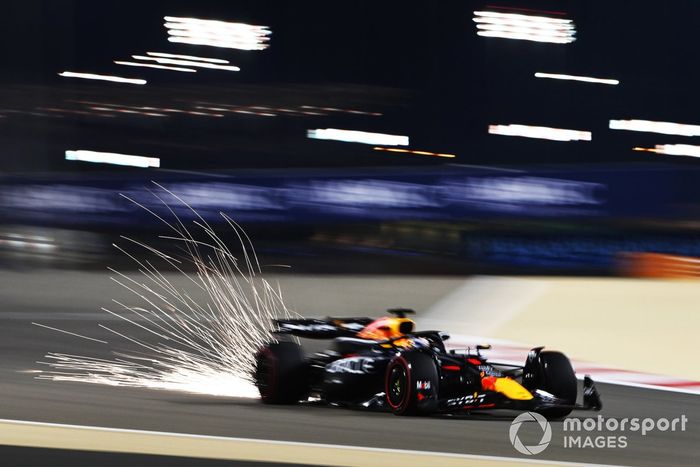 Max Verstappen y el Red Bull Racing RB20 echan chispas