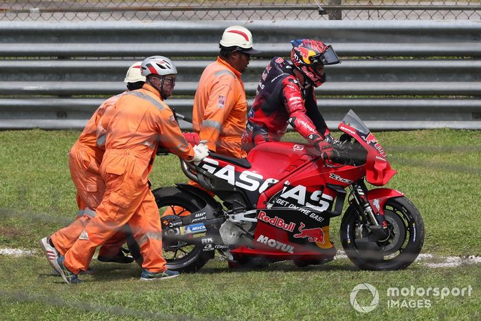 Augusto Fernández, caída del Tech3 GASGAS Factory Racing